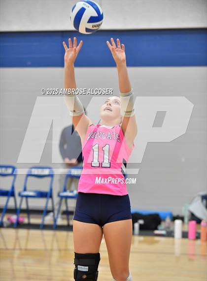 Thumbnail 2 in Tompkins vs. Tomball Memorial (KISD/CFISD Tournament) photogallery.