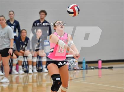 Thumbnail 3 in Tompkins vs. Tomball Memorial (KISD/CFISD Tournament) photogallery.