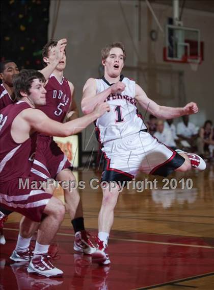 Thumbnail 2 in Holland Hall vs. St. John's photogallery.