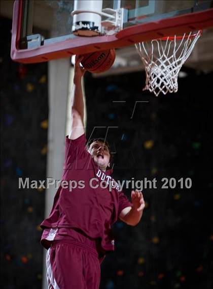 Thumbnail 3 in Holland Hall vs. St. John's photogallery.