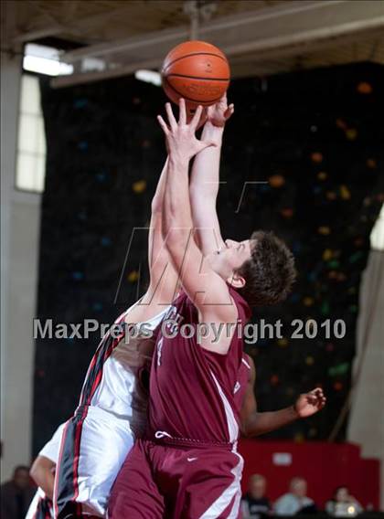 Thumbnail 2 in Holland Hall vs. St. John's photogallery.