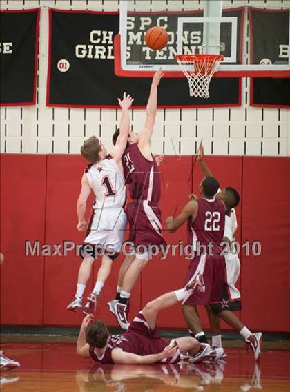 Thumbnail 3 in Holland Hall vs. St. John's photogallery.