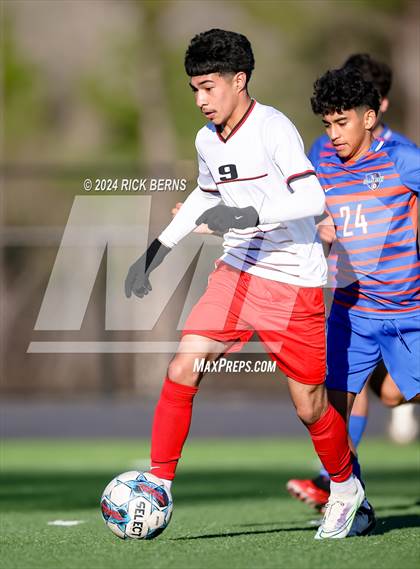 Thumbnail 1 in Grand Oaks vs Cleveland photogallery.