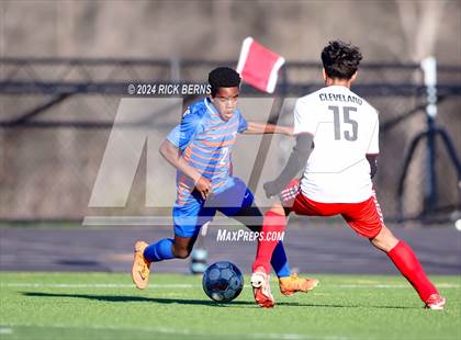 Thumbnail 3 in Grand Oaks vs Cleveland photogallery.