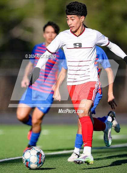 Thumbnail 2 in Grand Oaks vs Cleveland photogallery.