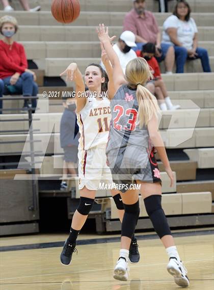 Thumbnail 1 in Esperanza vs. Mater Dei (Tom Riach Tournament) photogallery.