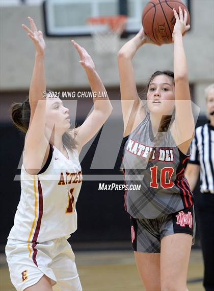 Thumbnail 1 in Esperanza vs. Mater Dei (Tom Riach Tournament) photogallery.