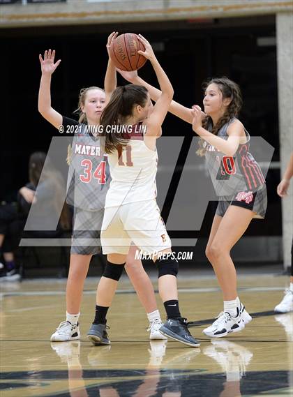 Thumbnail 2 in Esperanza vs. Mater Dei (Tom Riach Tournament) photogallery.