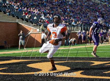 Thumbnail 2 in Mitchell vs. Wallace-Rose Hill (NCHSAA 1AA Final) photogallery.