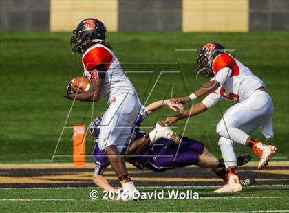 Thumbnail 2 in Mitchell vs. Wallace-Rose Hill (NCHSAA 1AA Final) photogallery.