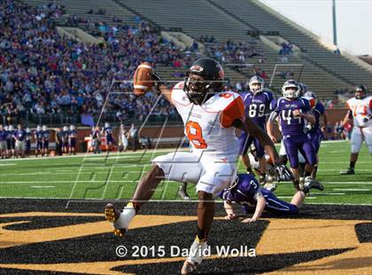 Thumbnail 1 in Mitchell vs. Wallace-Rose Hill (NCHSAA 1AA Final) photogallery.