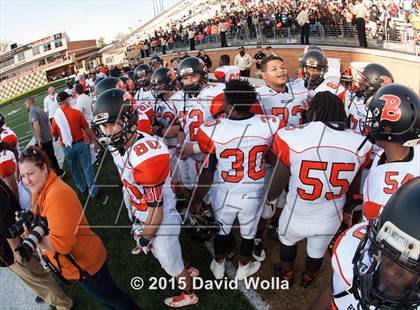 Thumbnail 1 in Mitchell vs. Wallace-Rose Hill (NCHSAA 1AA Final) photogallery.