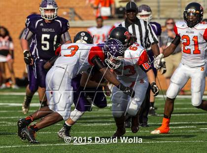 Thumbnail 2 in Mitchell vs. Wallace-Rose Hill (NCHSAA 1AA Final) photogallery.