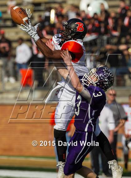 Thumbnail 1 in Mitchell vs. Wallace-Rose Hill (NCHSAA 1AA Final) photogallery.