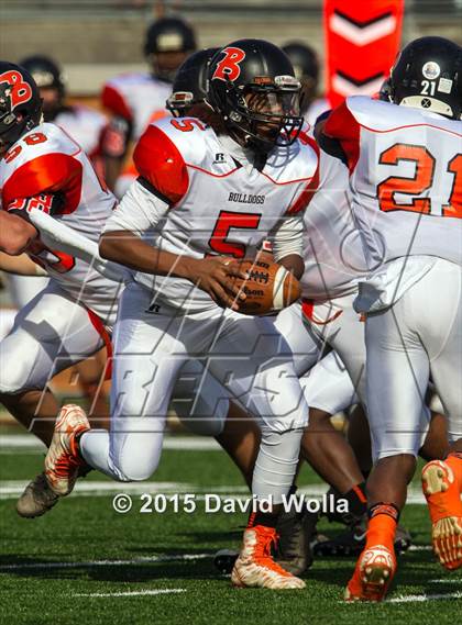 Thumbnail 3 in Mitchell vs. Wallace-Rose Hill (NCHSAA 1AA Final) photogallery.