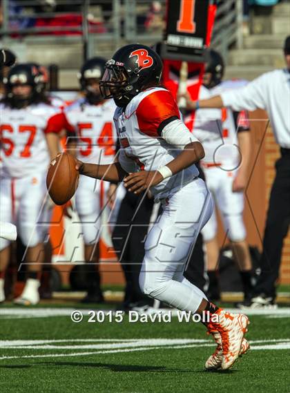 Thumbnail 1 in Mitchell vs. Wallace-Rose Hill (NCHSAA 1AA Final) photogallery.