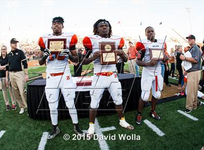 Thumbnail 2 in Mitchell vs. Wallace-Rose Hill (NCHSAA 1AA Final) photogallery.