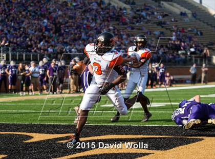 Thumbnail 1 in Mitchell vs. Wallace-Rose Hill (NCHSAA 1AA Final) photogallery.