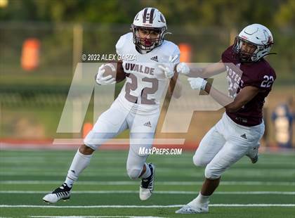 Thumbnail 3 in Uvalde @ Poteet photogallery.
