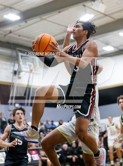 Thumbnail 1 in JSerra Catholic vs St. Francis (CIF SS Round 3 D1 Playoff) photogallery.