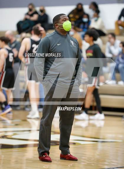 Thumbnail 1 in JSerra Catholic vs St. Francis (CIF SS Round 3 D1 Playoff) photogallery.