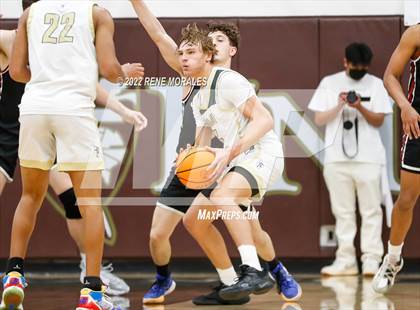 Thumbnail 3 in JSerra Catholic vs St. Francis (CIF SS Round 3 D1 Playoff) photogallery.