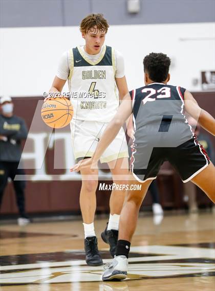 Thumbnail 3 in JSerra Catholic vs St. Francis (CIF SS Round 3 D1 Playoff) photogallery.