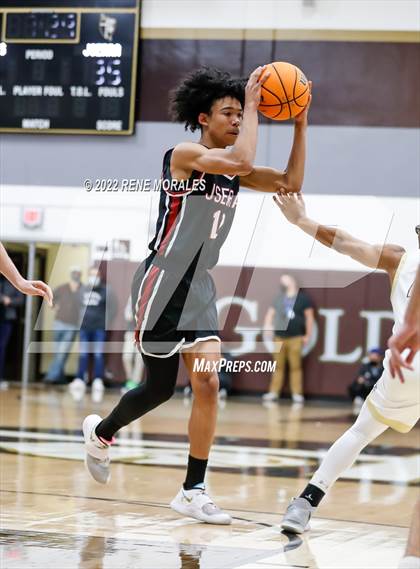 Thumbnail 2 in JSerra Catholic vs St. Francis (CIF SS Round 3 D1 Playoff) photogallery.