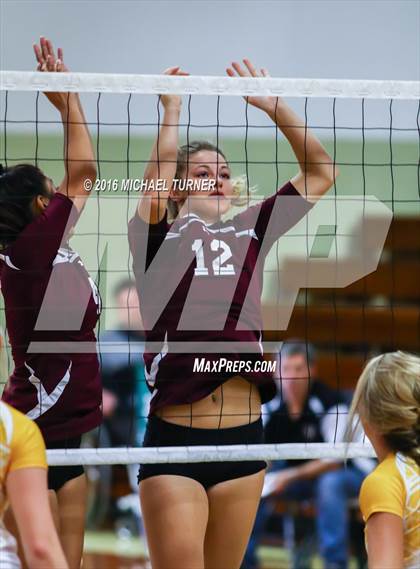 Thumbnail 2 in Sutter vs. West Valley (CIF NS Final) photogallery.