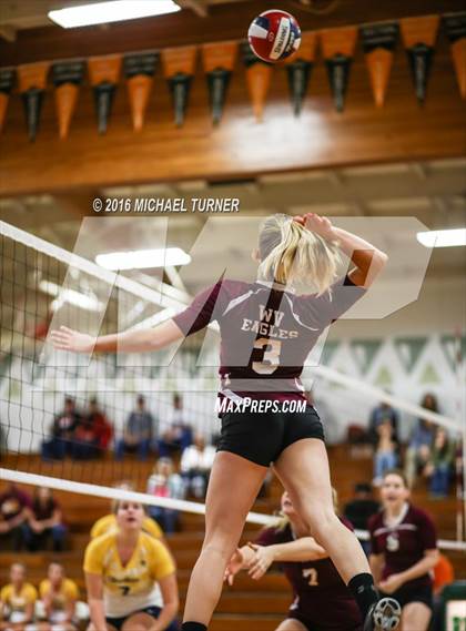 Thumbnail 1 in Sutter vs. West Valley (CIF NS Final) photogallery.