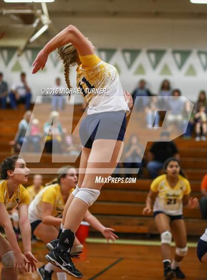 Thumbnail 1 in Sutter vs. West Valley (CIF NS Final) photogallery.