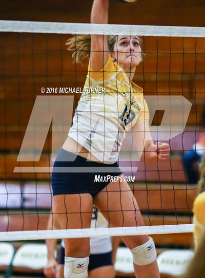 Thumbnail 2 in Sutter vs. West Valley (CIF NS Final) photogallery.