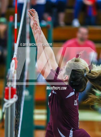 Thumbnail 1 in Sutter vs. West Valley (CIF NS Final) photogallery.