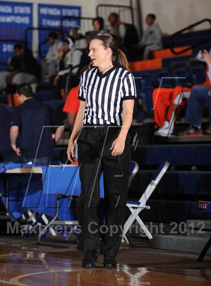 Thumbnail 3 in Ribet Academy vs St. Anthony's (Tarkanian Classic) photogallery.