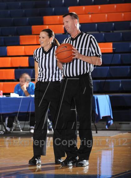 Thumbnail 3 in Ribet Academy vs St. Anthony's (Tarkanian Classic) photogallery.