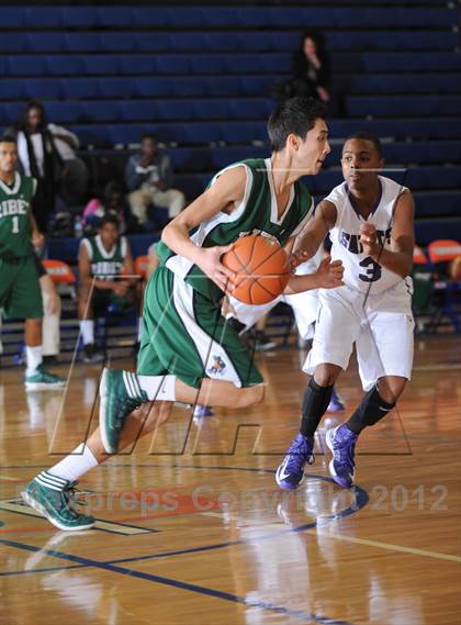 Thumbnail 3 in Ribet Academy vs St. Anthony's (Tarkanian Classic) photogallery.