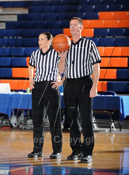 Thumbnail 1 in Ribet Academy vs St. Anthony's (Tarkanian Classic) photogallery.