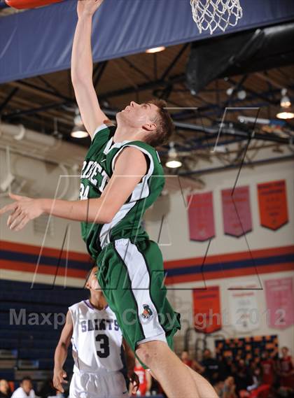 Thumbnail 2 in Ribet Academy vs St. Anthony's (Tarkanian Classic) photogallery.