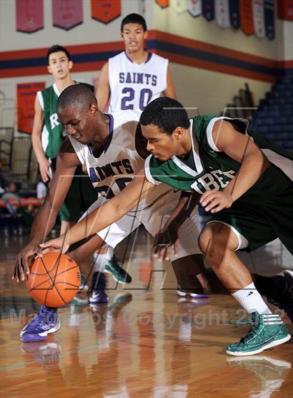 Thumbnail 3 in Ribet Academy vs St. Anthony's (Tarkanian Classic) photogallery.