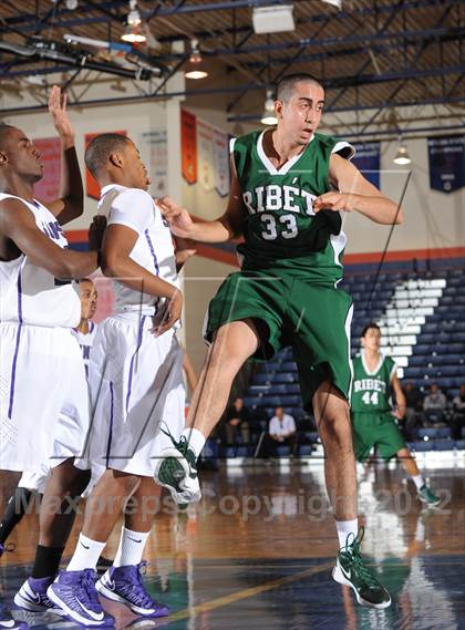 Thumbnail 3 in Ribet Academy vs St. Anthony's (Tarkanian Classic) photogallery.