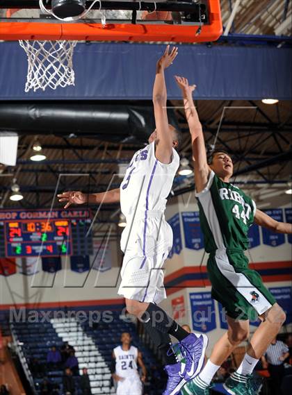 Thumbnail 1 in Ribet Academy vs St. Anthony's (Tarkanian Classic) photogallery.