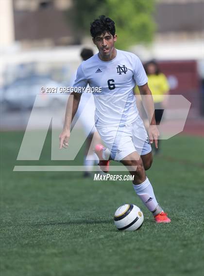 Thumbnail 2 in Notre Dame (SO) @ Bishop Alemany photogallery.