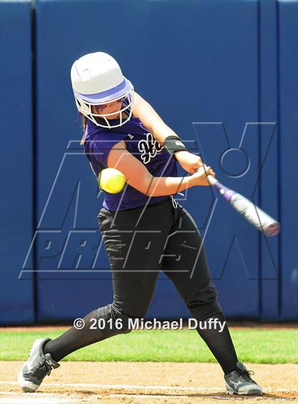 Thumbnail 2 in Selma vs. Mission Oak (CIF Central Section Division IV Final) photogallery.