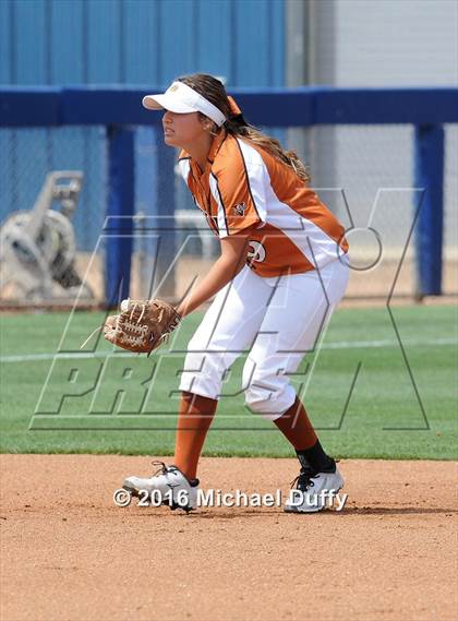 Thumbnail 3 in Selma vs. Mission Oak (CIF Central Section Division IV Final) photogallery.