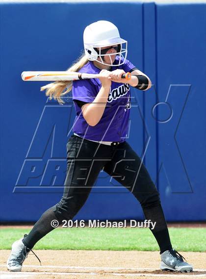 Thumbnail 1 in Selma vs. Mission Oak (CIF Central Section Division IV Final) photogallery.