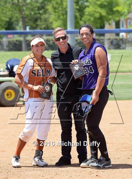 Thumbnail 1 in Selma vs. Mission Oak (CIF Central Section Division IV Final) photogallery.
