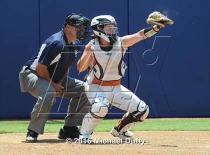 Thumbnail 3 in Selma vs. Mission Oak (CIF Central Section Division IV Final) photogallery.