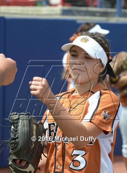 Thumbnail 3 in Selma vs. Mission Oak (CIF Central Section Division IV Final) photogallery.
