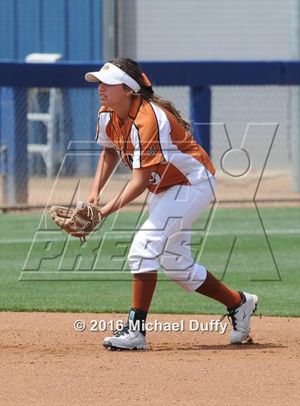 Thumbnail 2 in Selma vs. Mission Oak (CIF Central Section Division IV Final) photogallery.