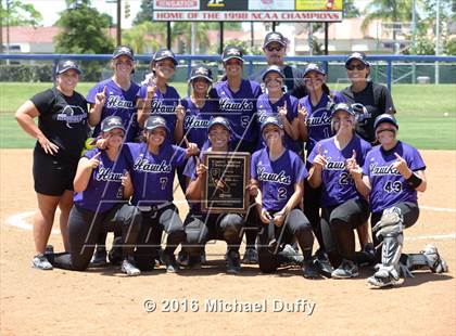 Thumbnail 1 in Selma vs. Mission Oak (CIF Central Section Division IV Final) photogallery.